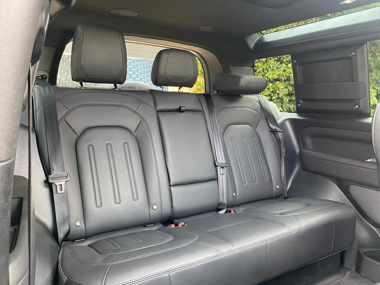 Land Rover Defender 90 3.0D I6 300 X-Dynamic HSE P.CONSEGNA