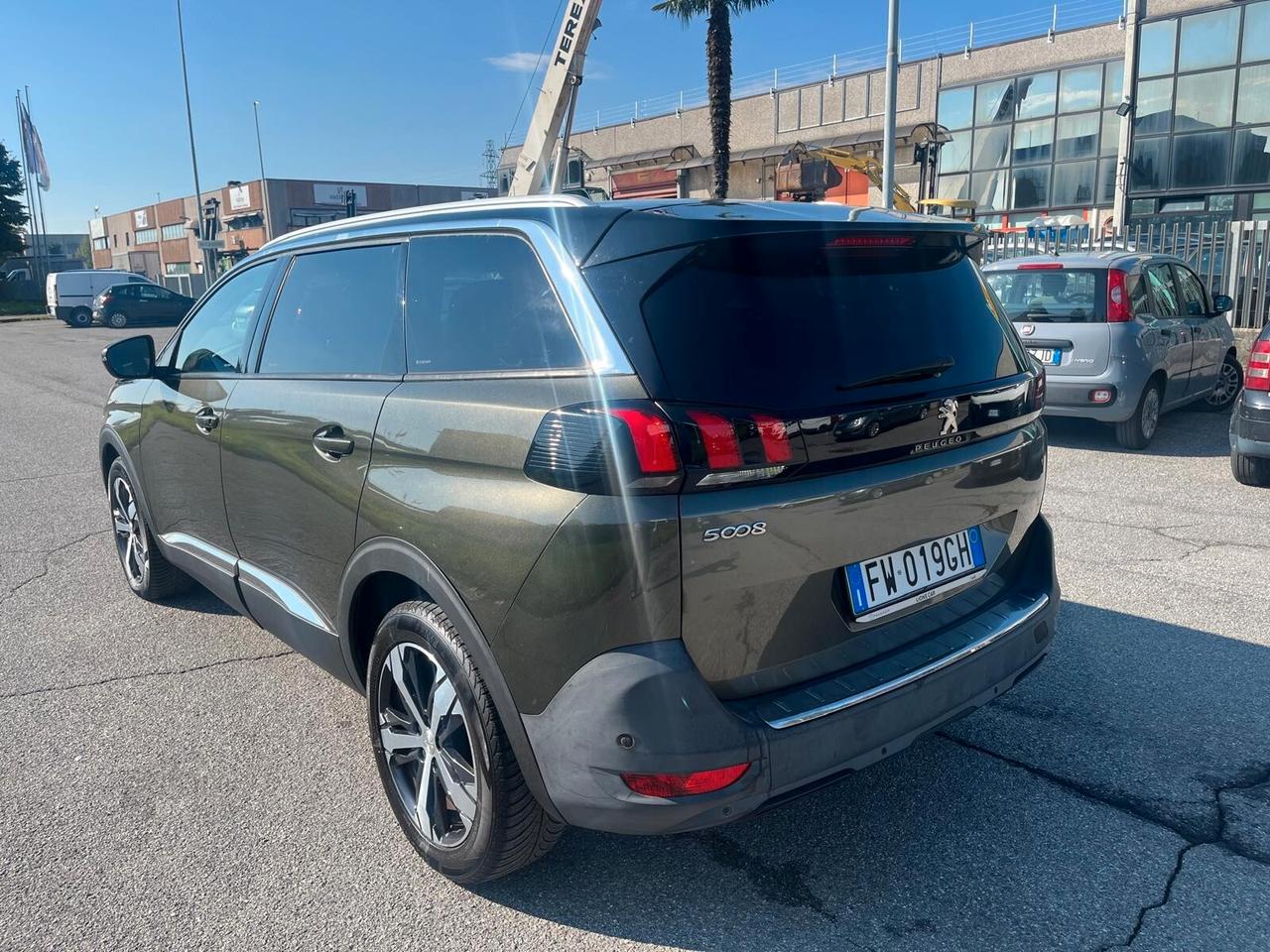 Peugeot 5008 BlueHDi 130 S&S EAT8 Allure