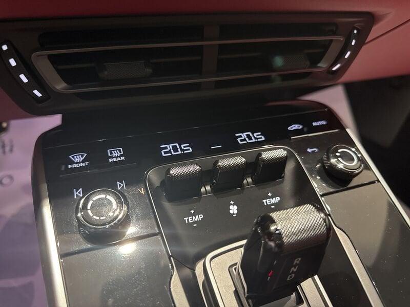 Porsche 911 Coupe 3.7 Turbo S auto