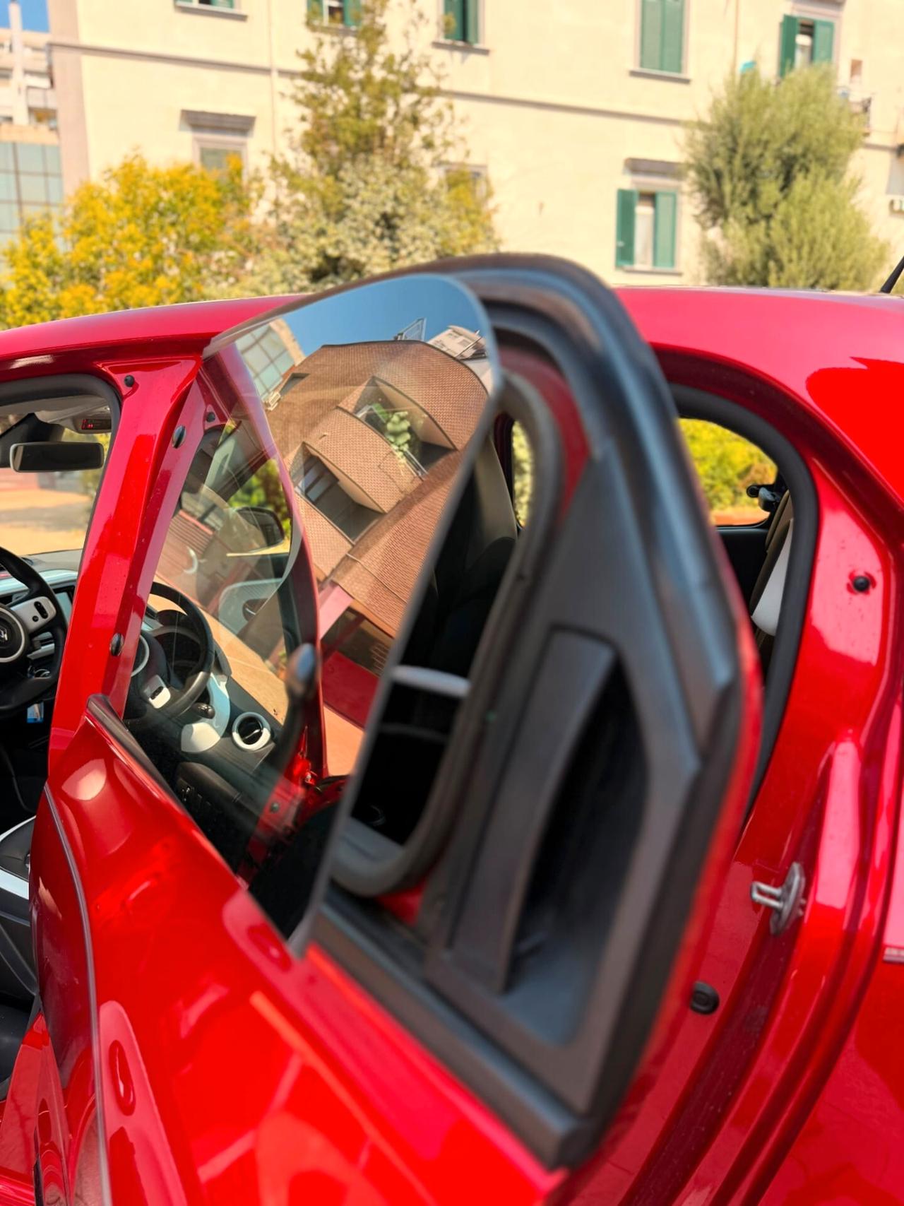 Renault Twingo TCe 95 CV EDC Intens