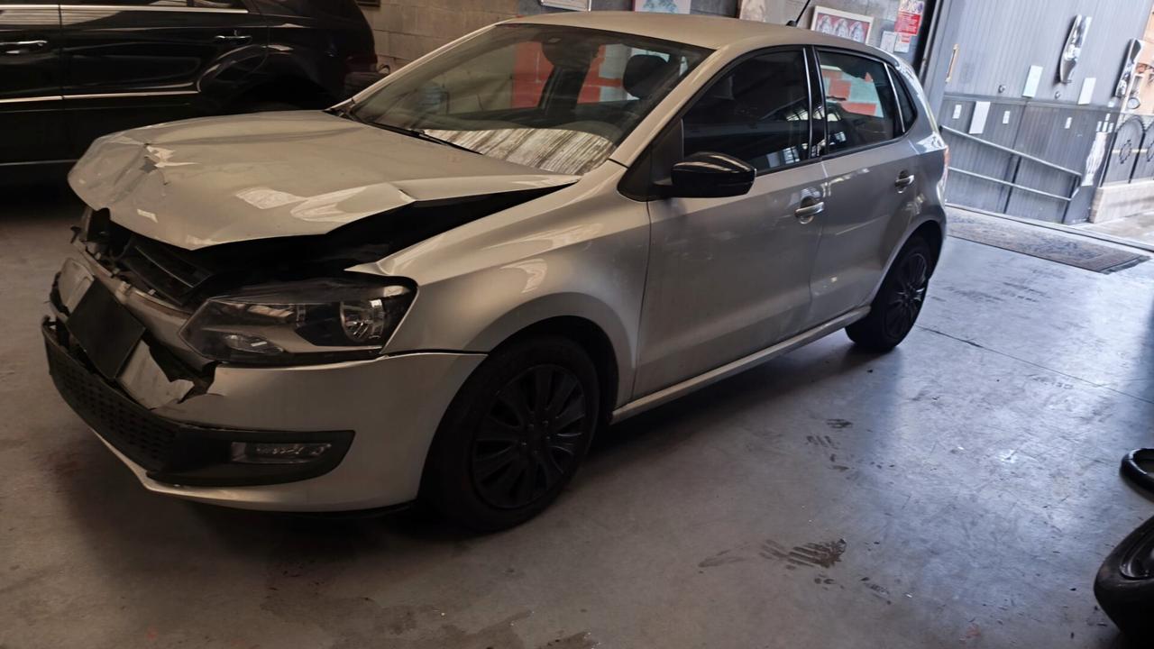 Volkswagen Polo 1.6 TDI 90CV DPF 5 porte Highline sinistrata anteriormente