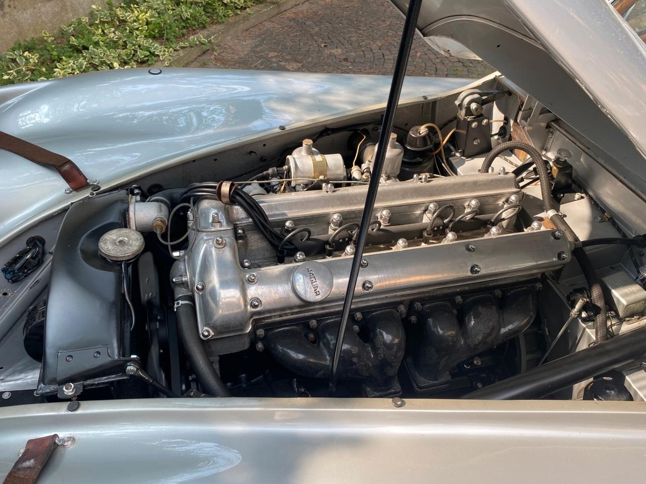 Jaguar XK 120