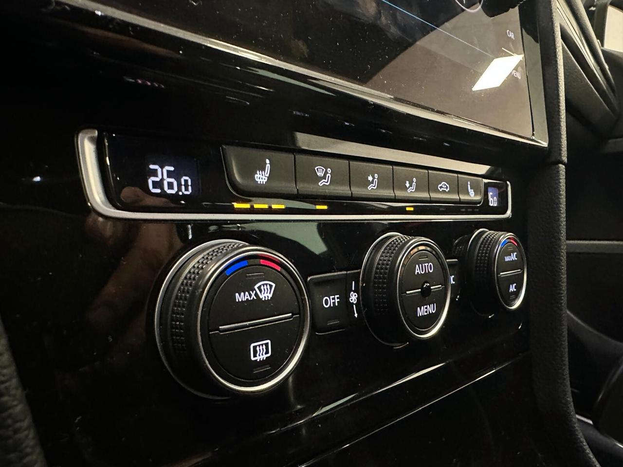 Volkswagen Golf GTI Performance 2.0 245 CV TSI 5p. BMT