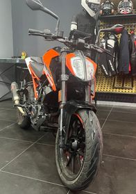Ktm 125 Duke Akrapovic