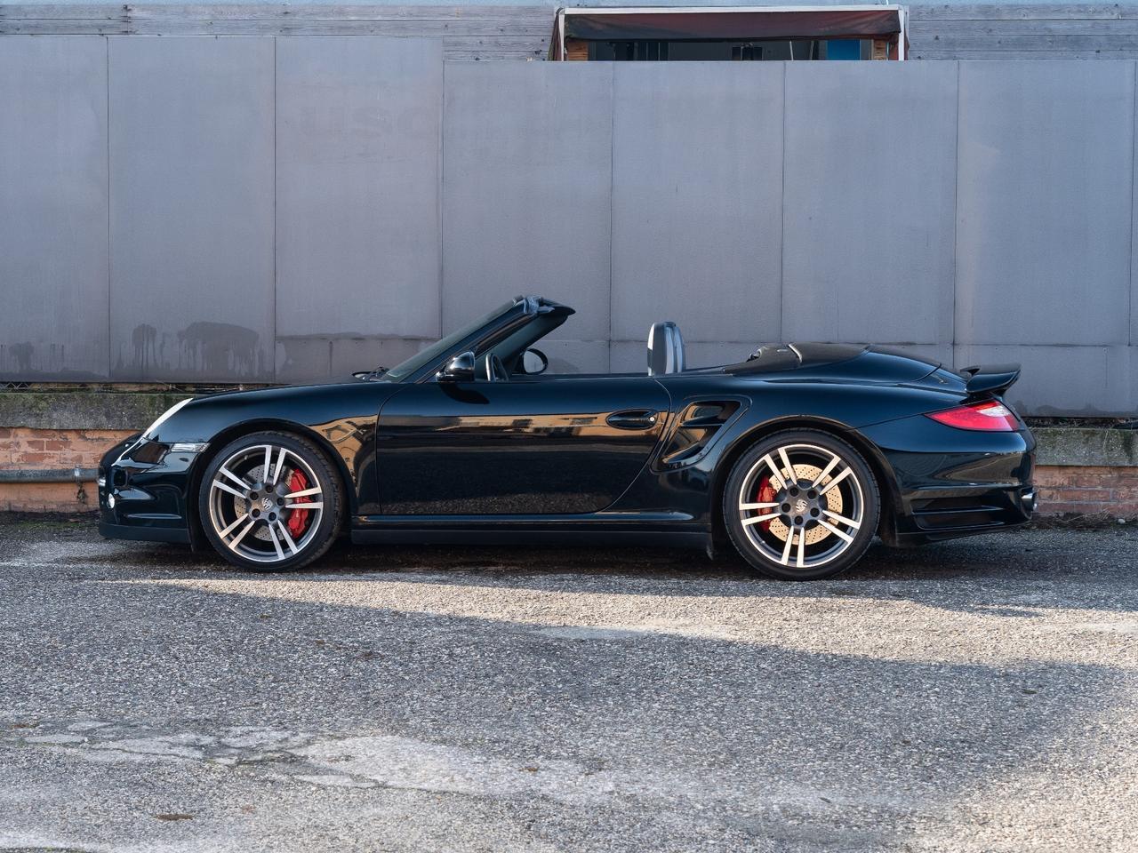Porsche 911 TURBO CABRIOLET - PDK