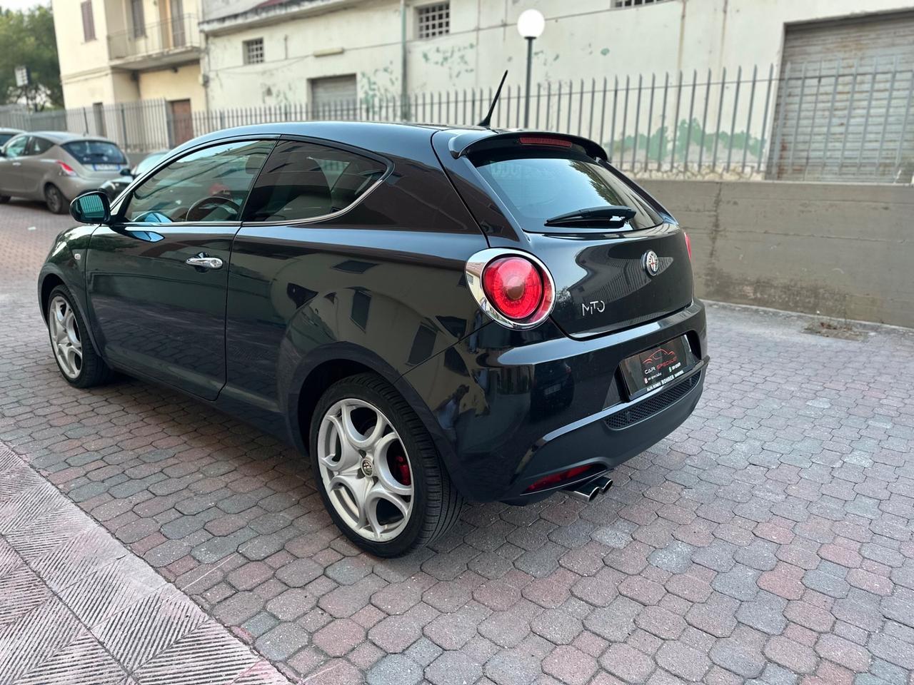 Alfa Romeo MiTo 155 CV 1.4 T-JET (ABARTH)