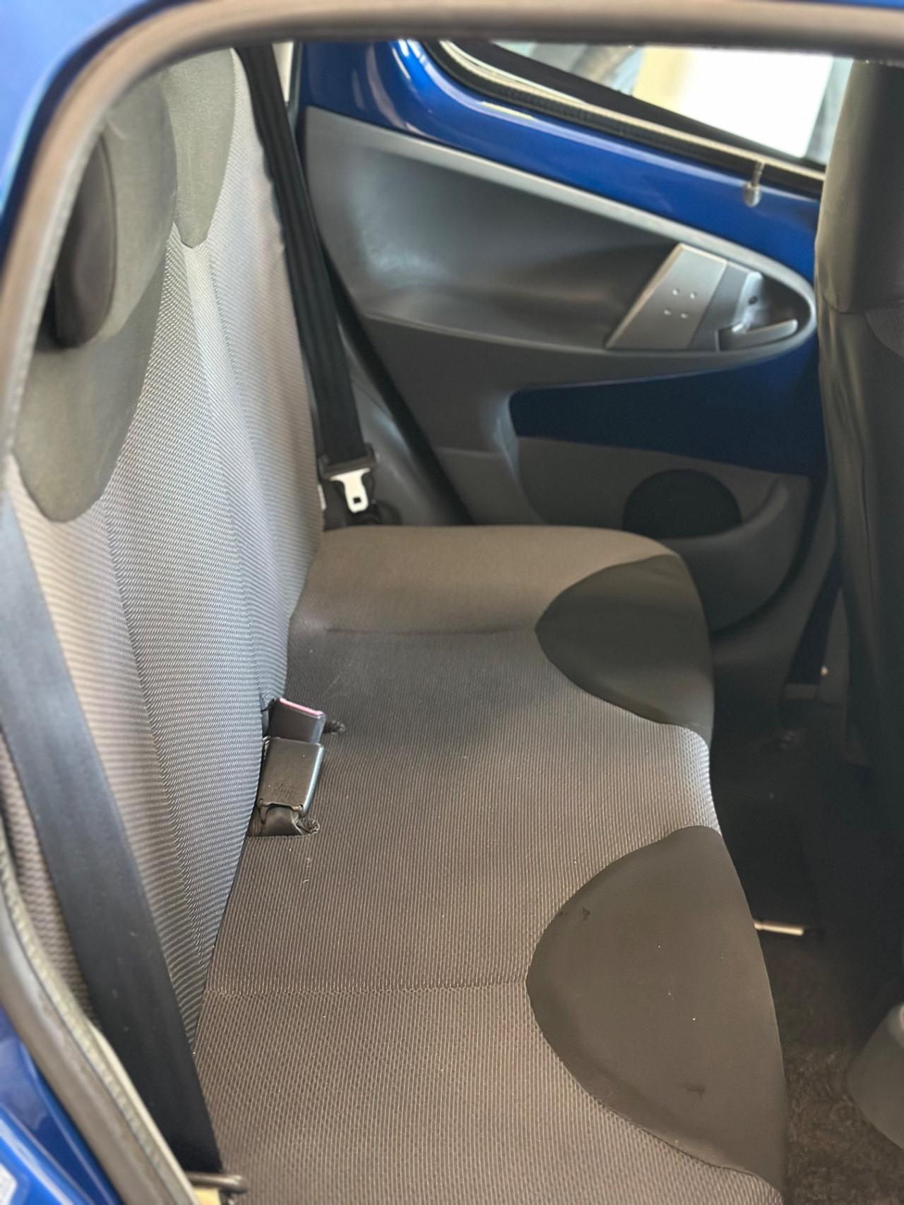 Toyota Aygo 1.0 12V VVT-i 5 porte