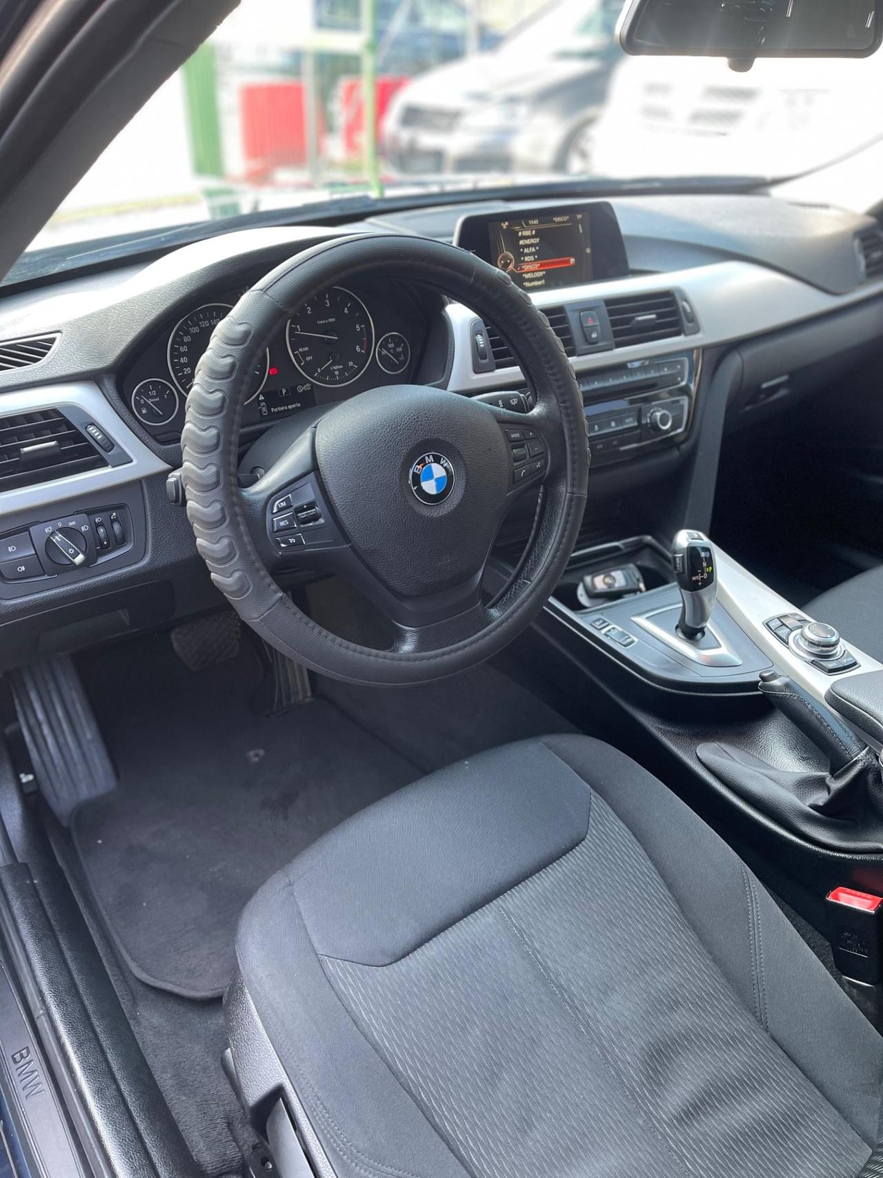 Bmw 318 318d Touring Business Advantage aut.