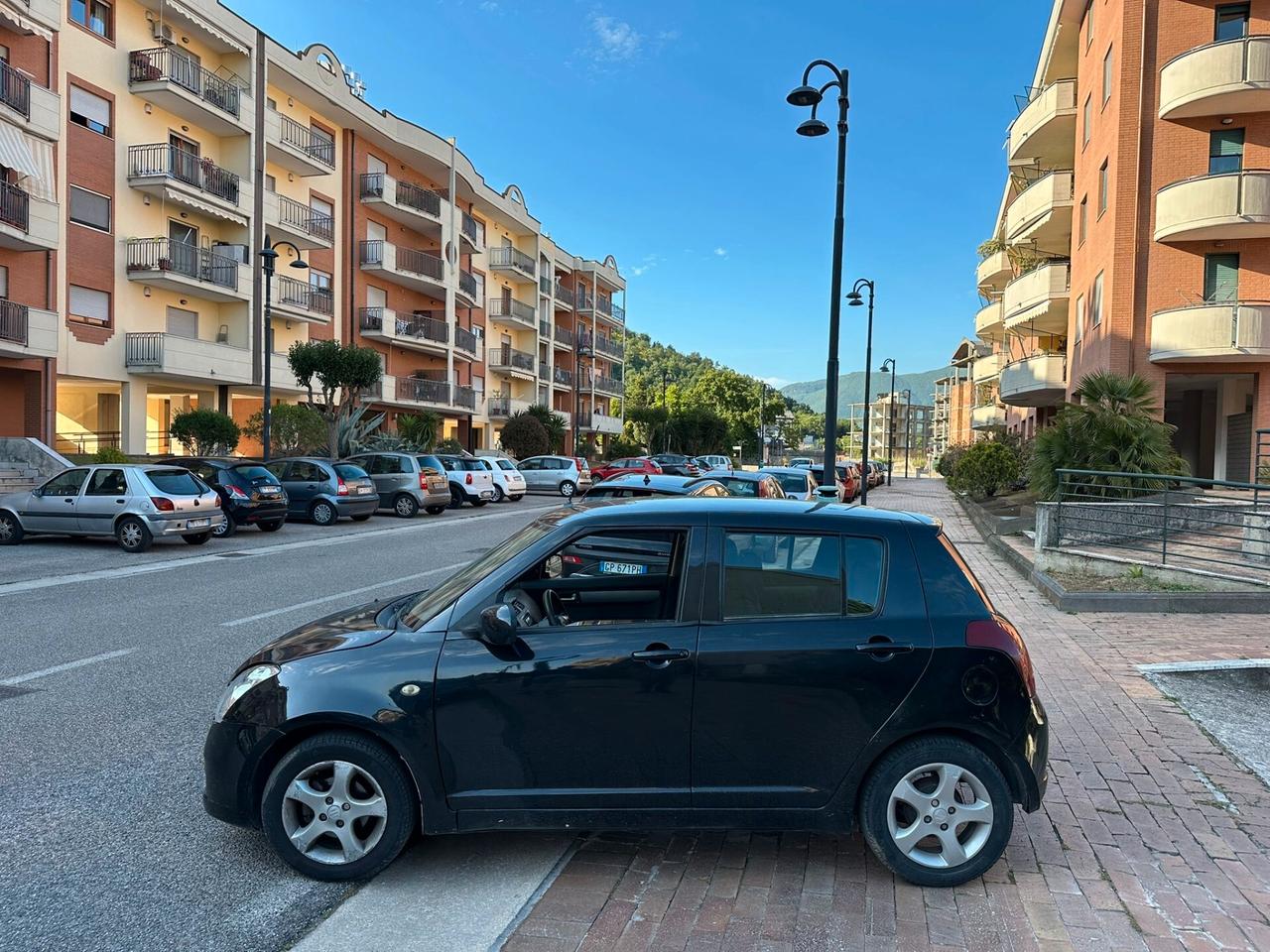 Suzuki Swift 1.3 DDiS 5p. 12 MESI DI GARANZIA