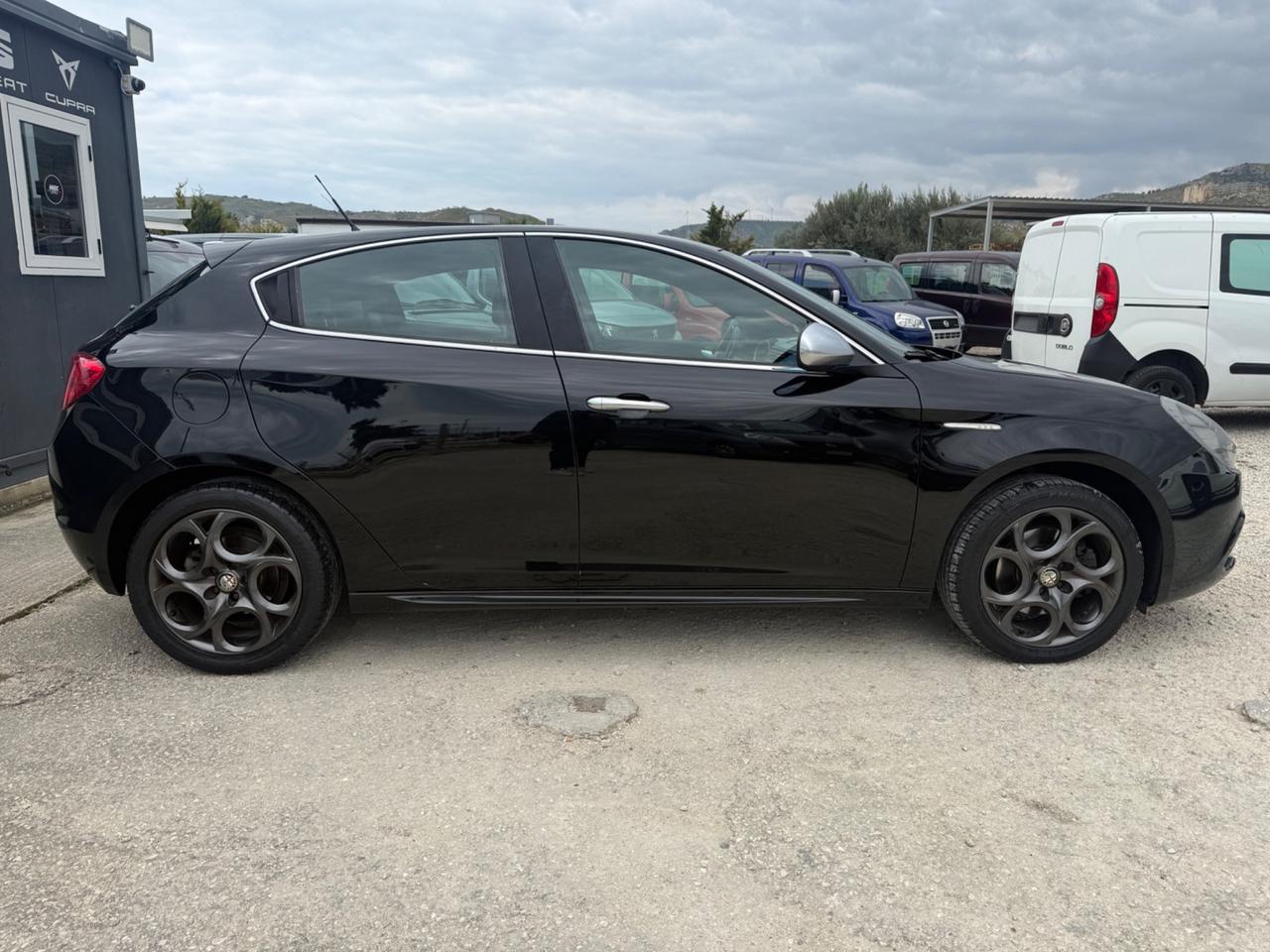 Alfa Romeo Giulietta 2.0 JTDm-2 140 CV Distinctive