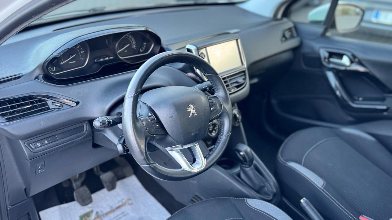 Peugeot 208 PureTech 82 5 porte Allure