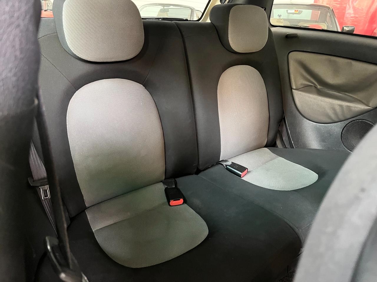 Lancia Ypsilon 1.2 16V Argento