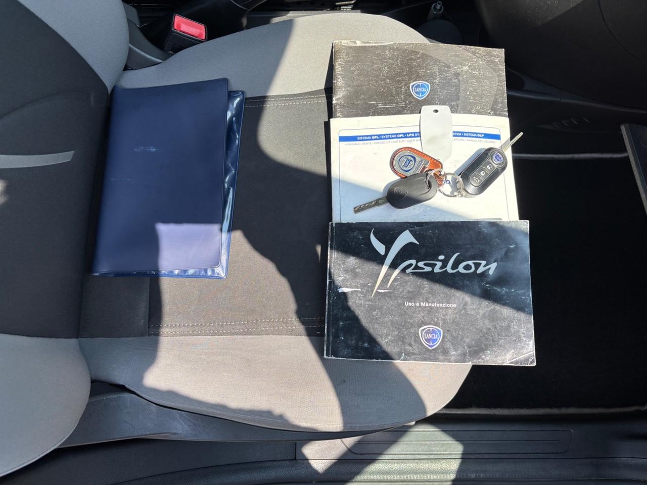 Lancia Ypsilon 1.2 69 CV GPL, VALIDO FINO AL 2036, UNI PRO