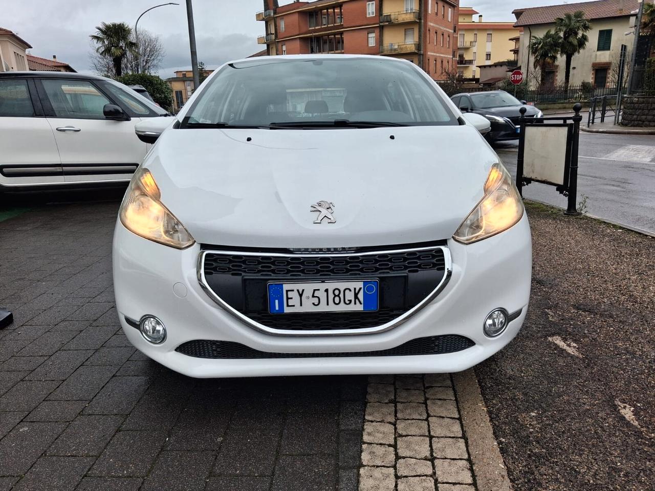 Peugeot 208 1.4 HDi 68 CV 5 porte Active