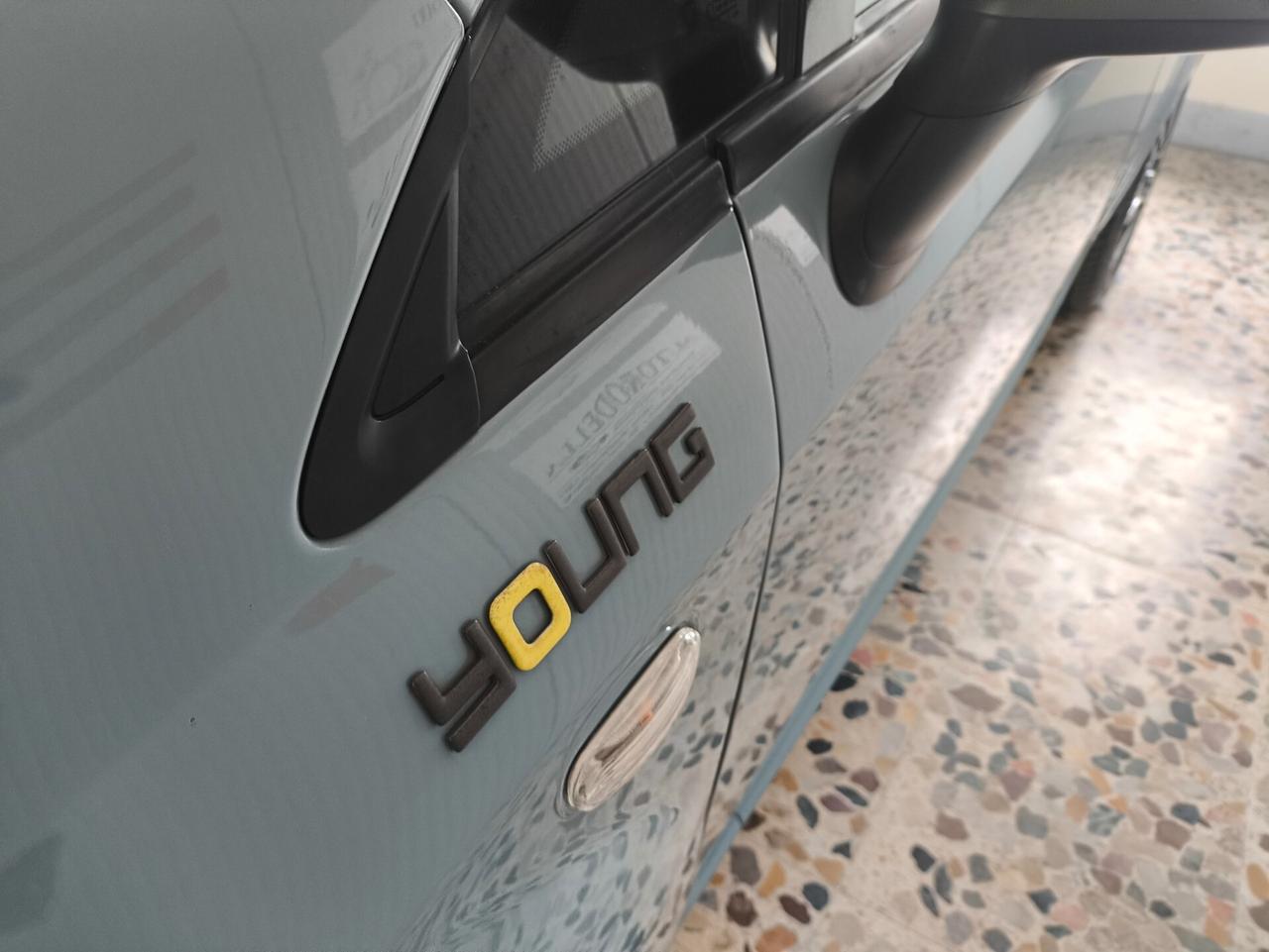 Fiat Punto 1.2 8V 5 porte Young