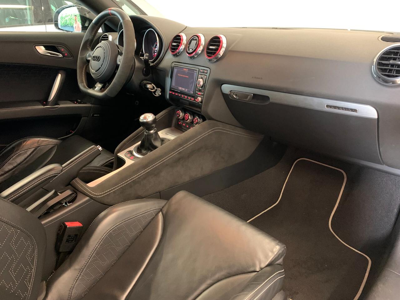 Audi TT RS Coupé 2.5 TFSI quattro MANUALE