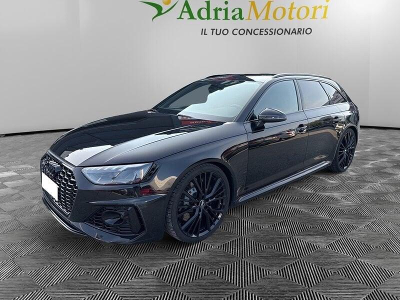 Audi A4 RS 4 Avant