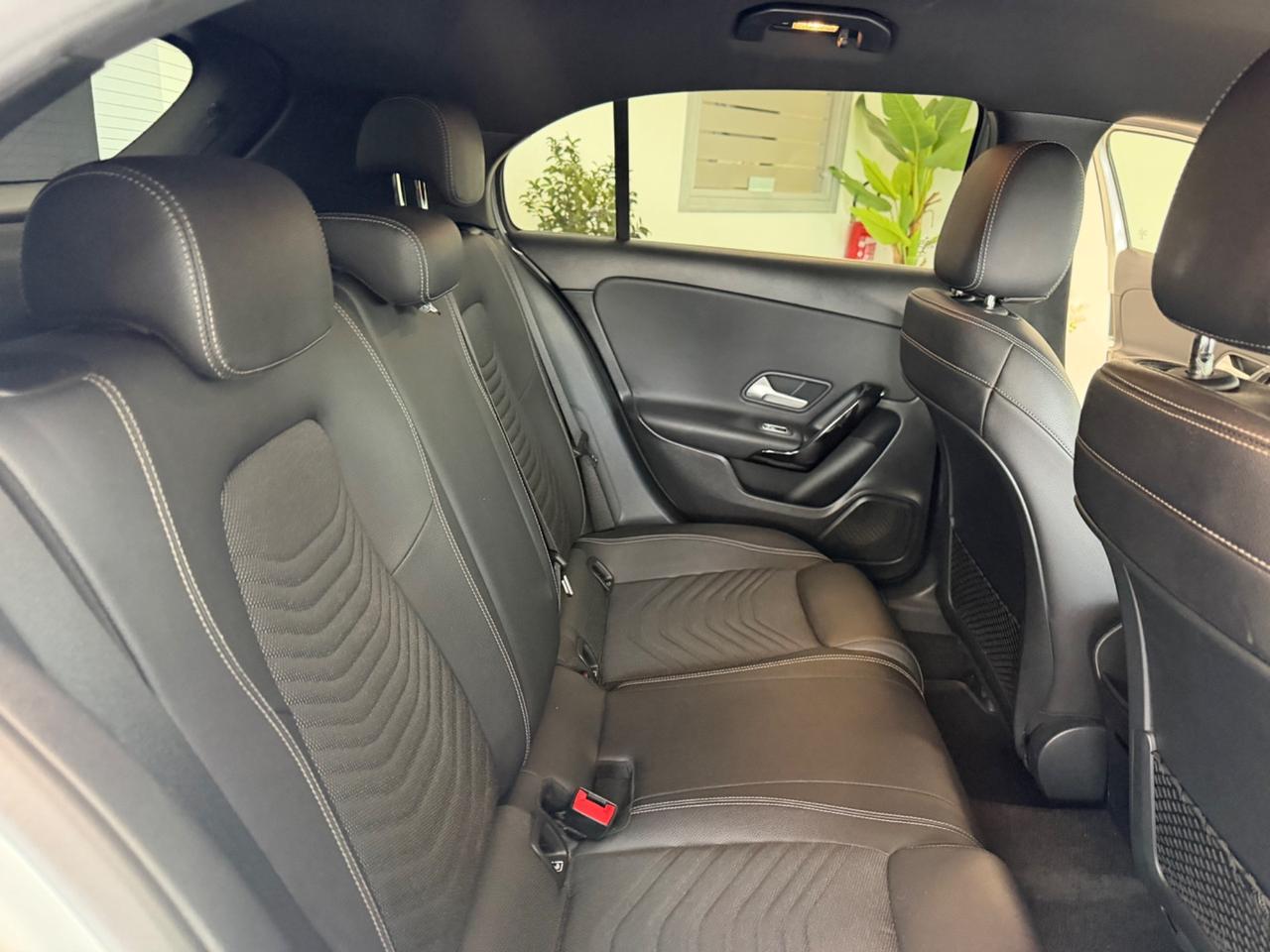 Mercedes-benz A 180 d Automatic Business