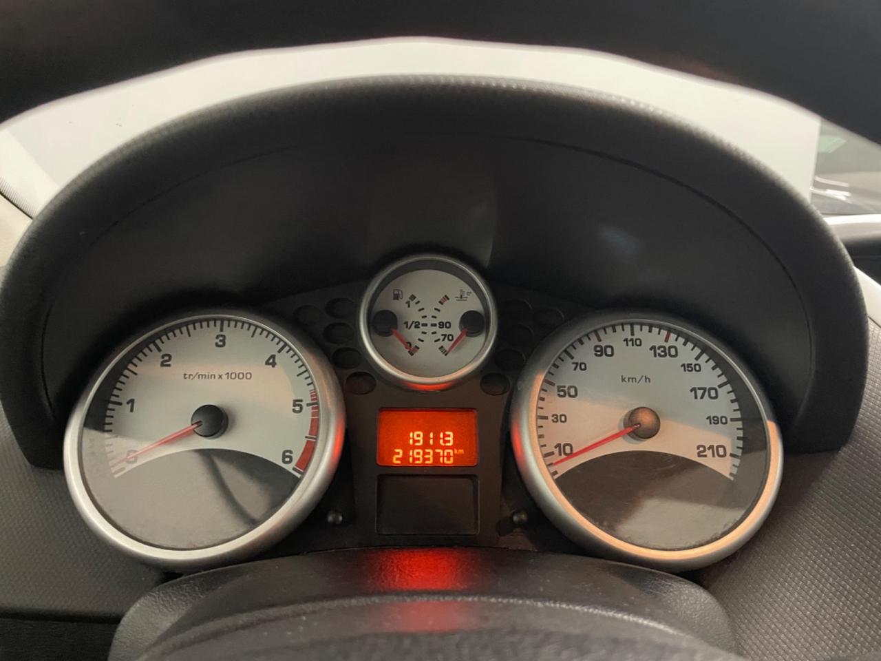 Peugeot 207 1.4 HDi 70CV 5p. X Line Perfetta!