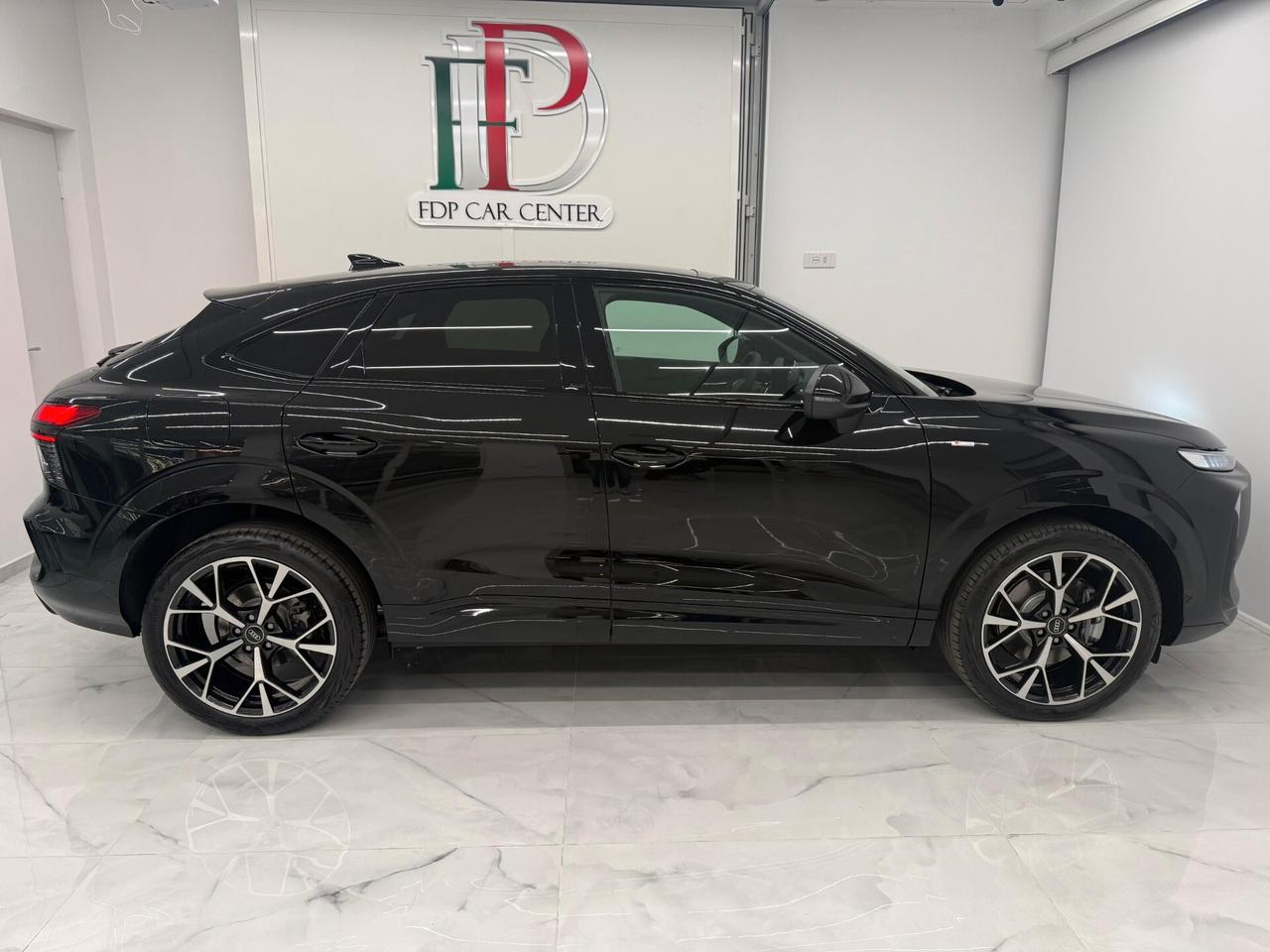 Audi Q3 SPORTBACK TDI S tronic line edition