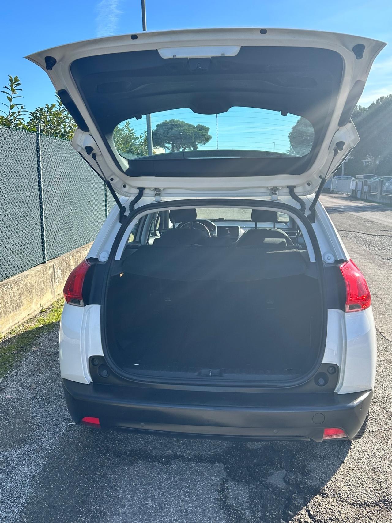 Peugeot 2008 1.4 HDi 68CV Active