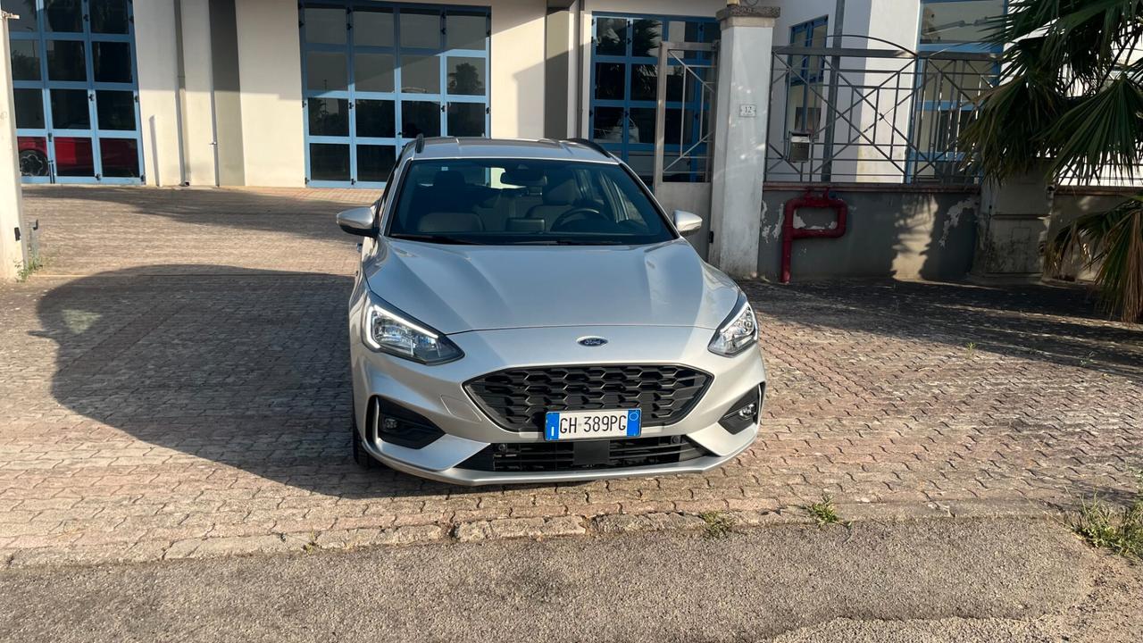Ford Focus 1.0 EcoBoost Hybrid 125 CV SW ST-Line