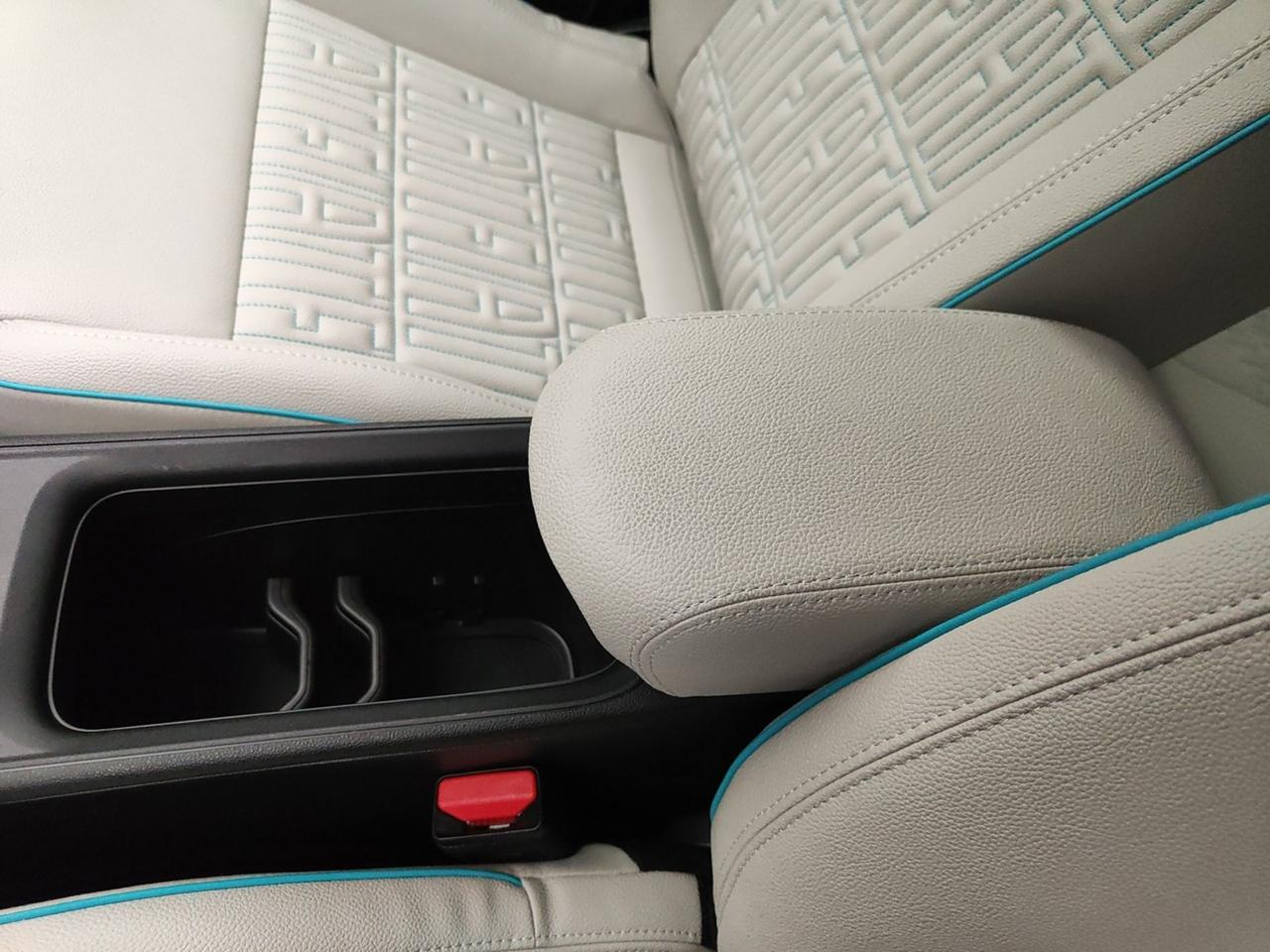 FIAT 600 IV 2023 1.2 MHEV 110CV DCT LA PRIMA