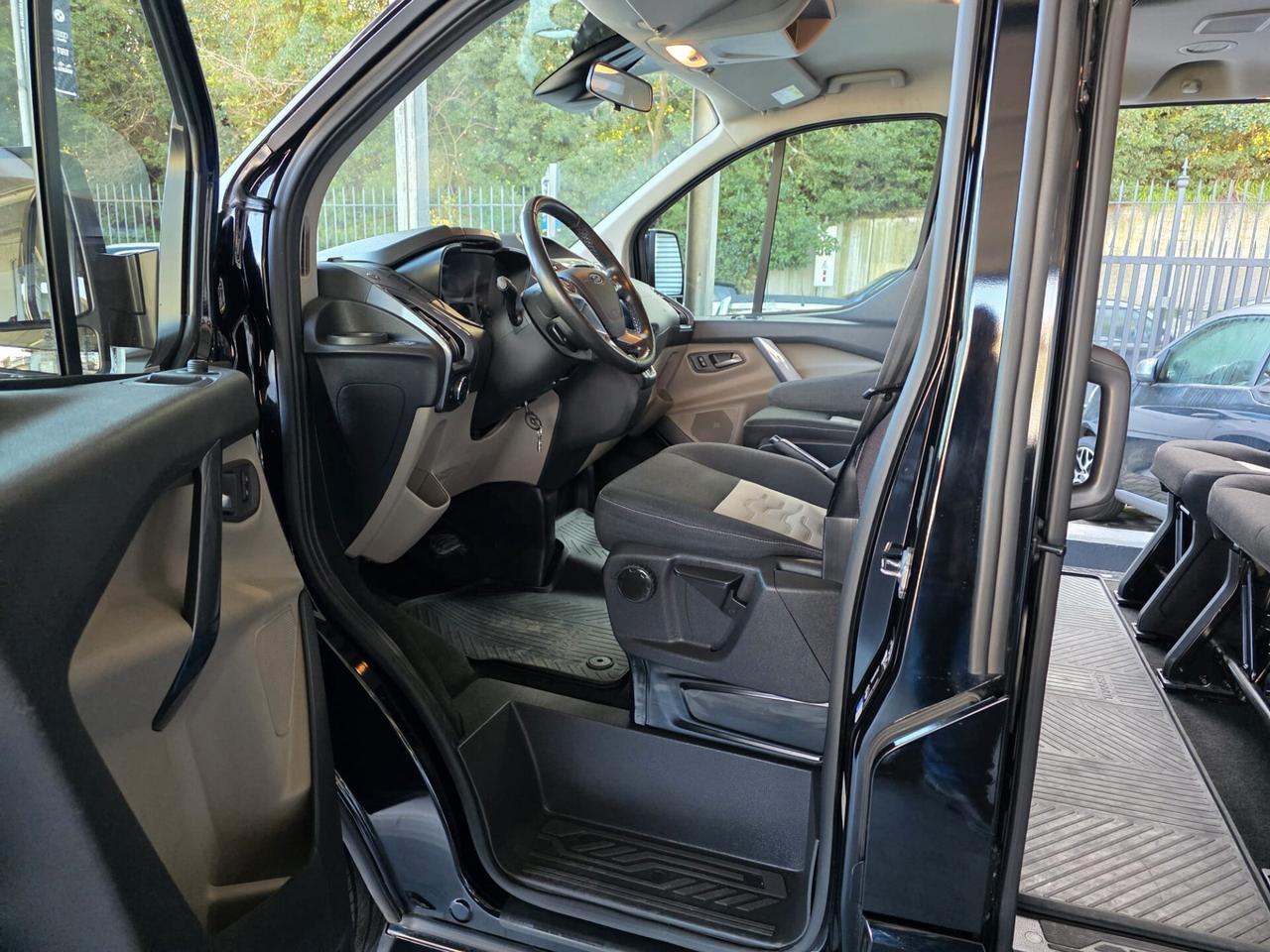 Ford Tourneo Custom 310 2.0 TDCi 170CV aut. PL Titanium