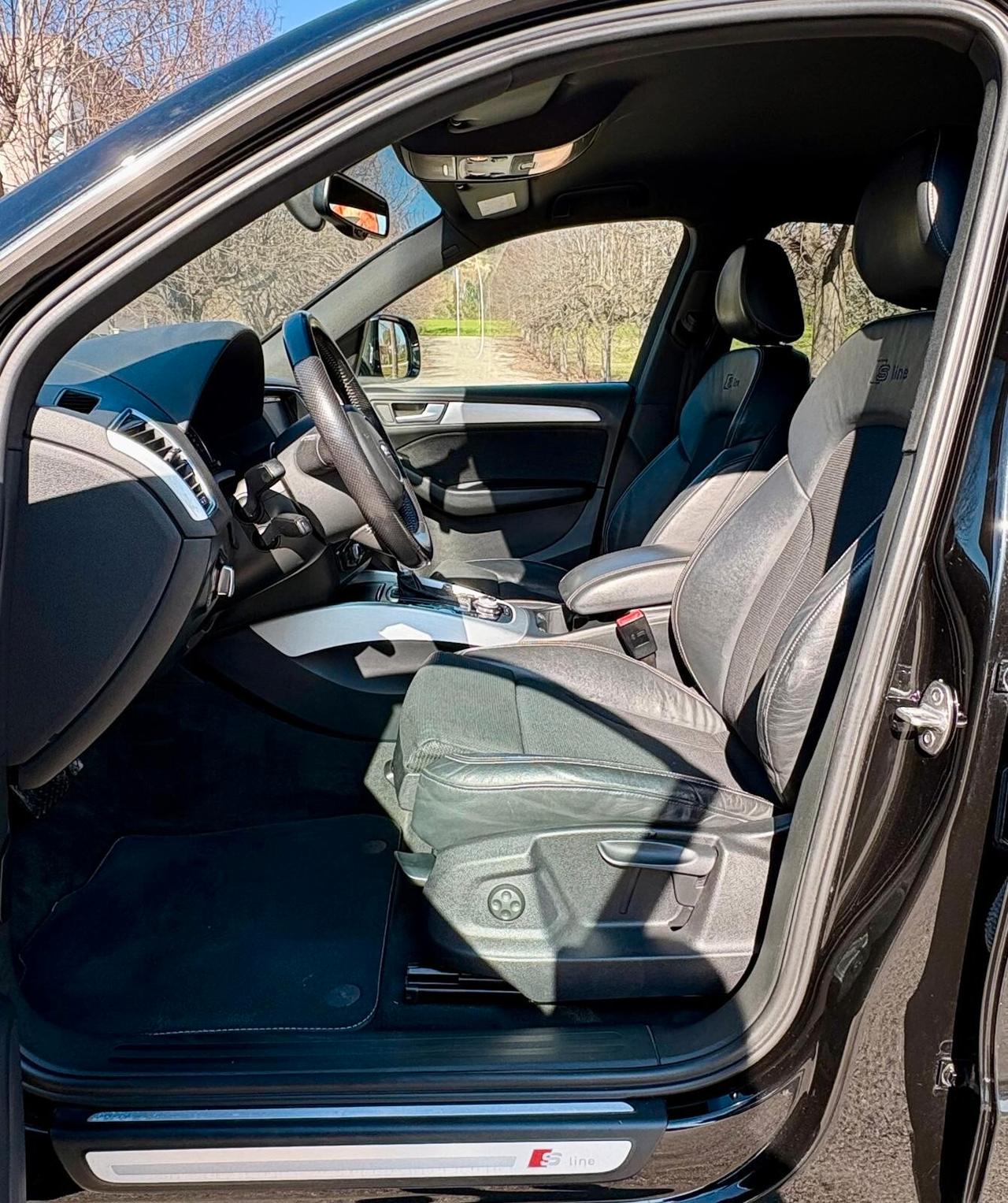 Audi Q5 2.0 TDI 177CV Quattro S-Tronic S-Line