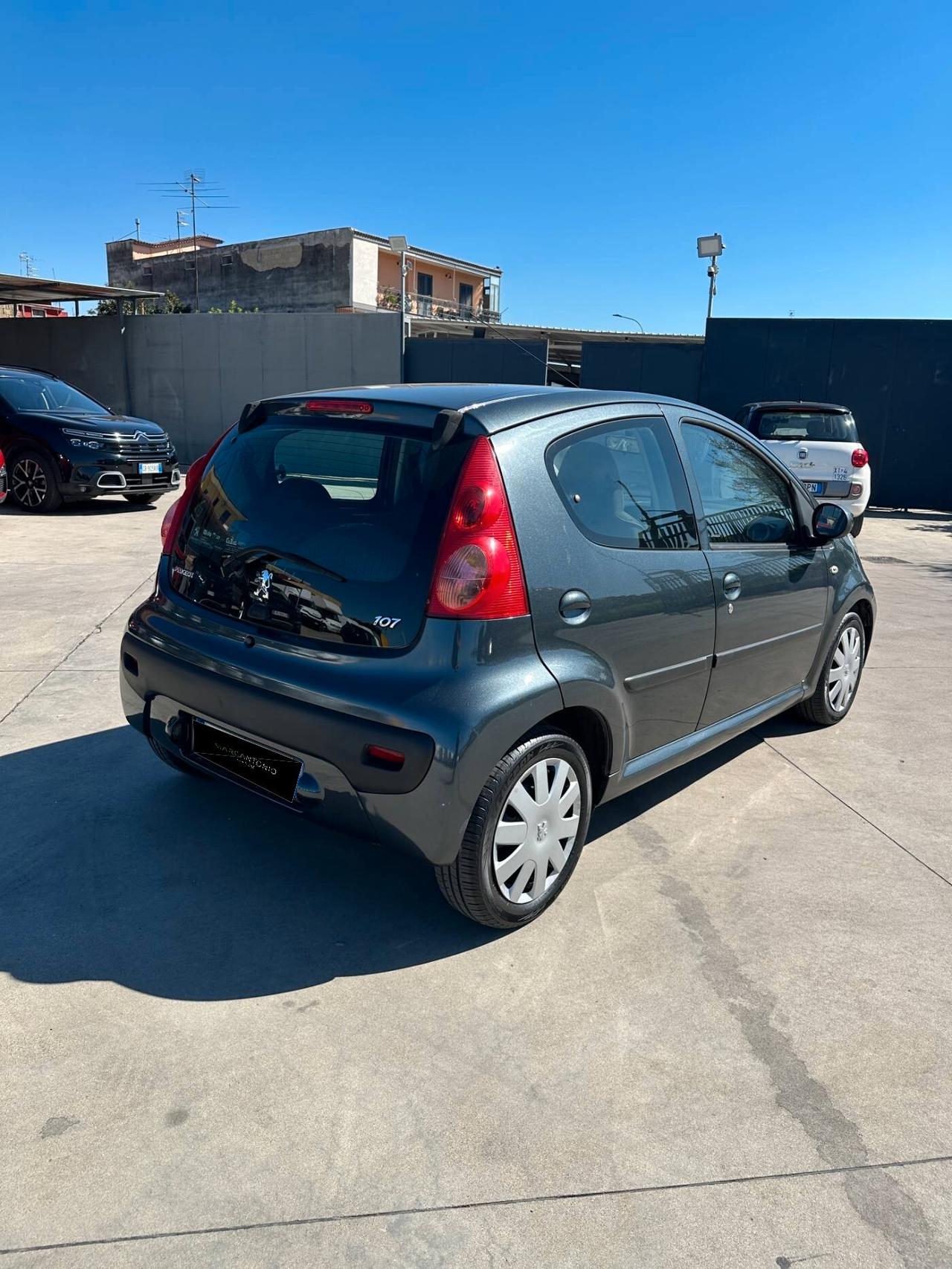 Peugeot 107 1.0 Gpl