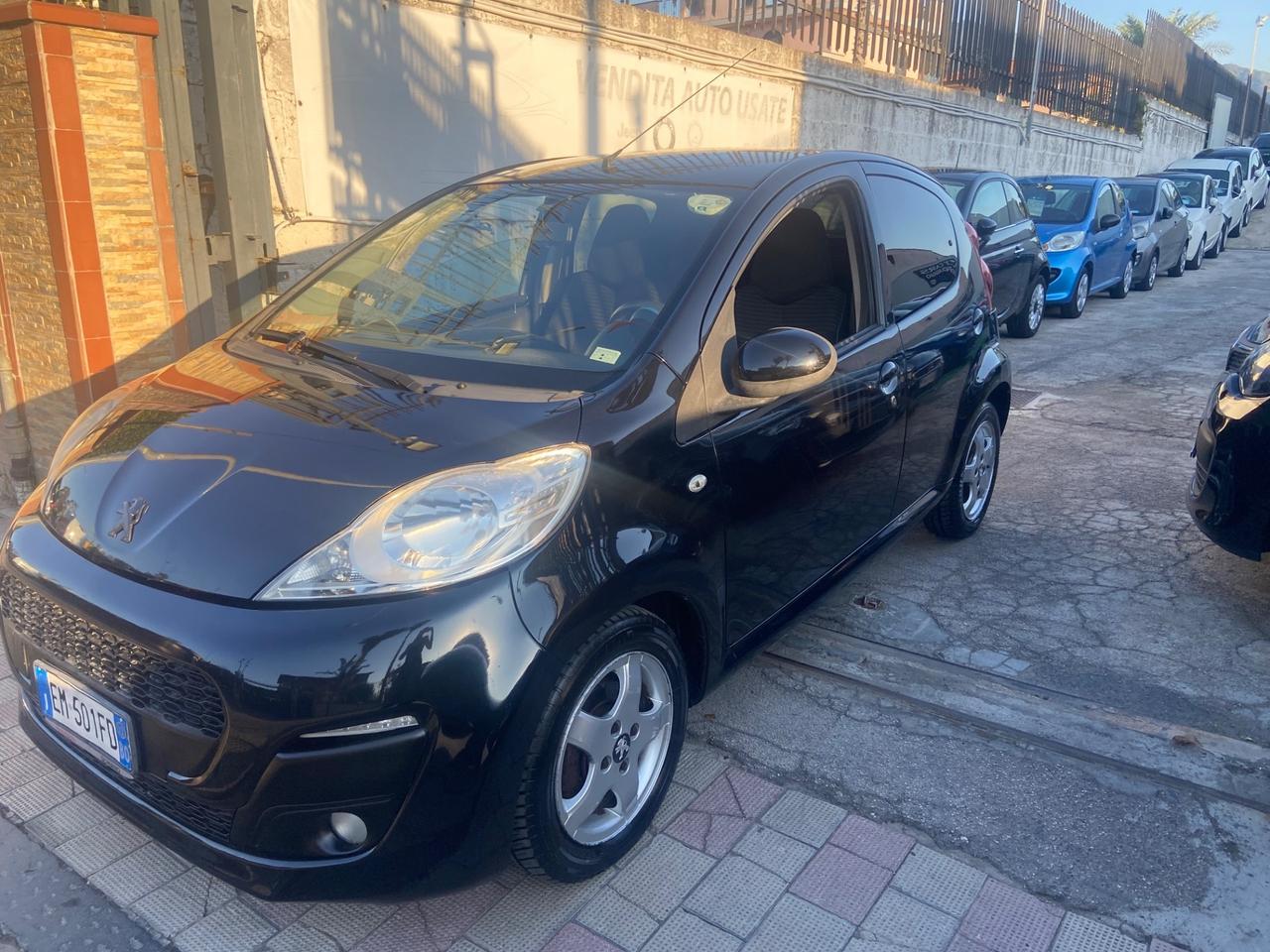 Peugeot 107 1.0 68CV 5p. Urban Move