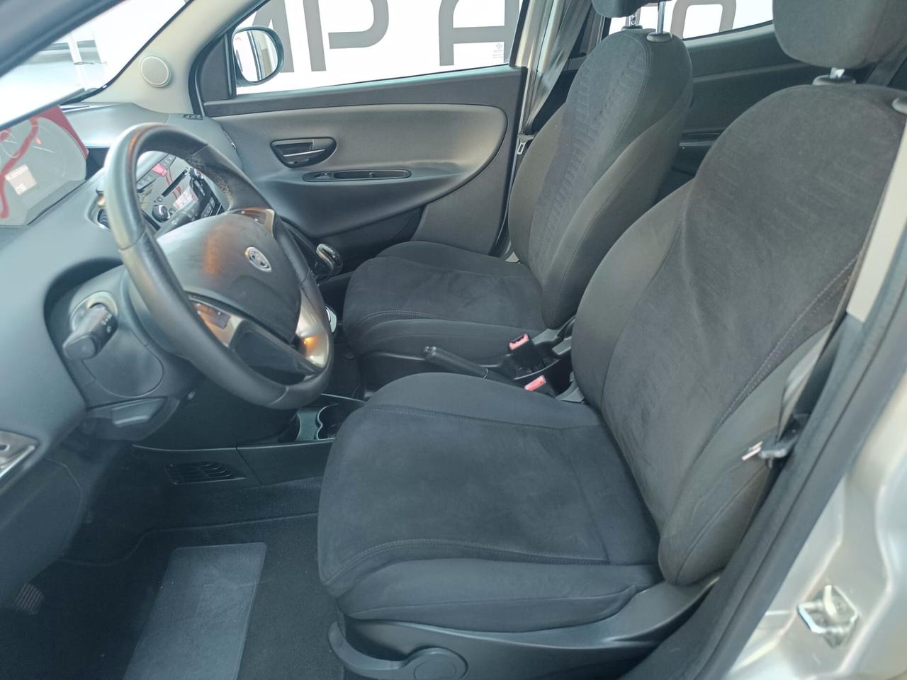 Lancia Ypsilon 1.3 MJT 16V 95 CV 5 porte S&S Gold