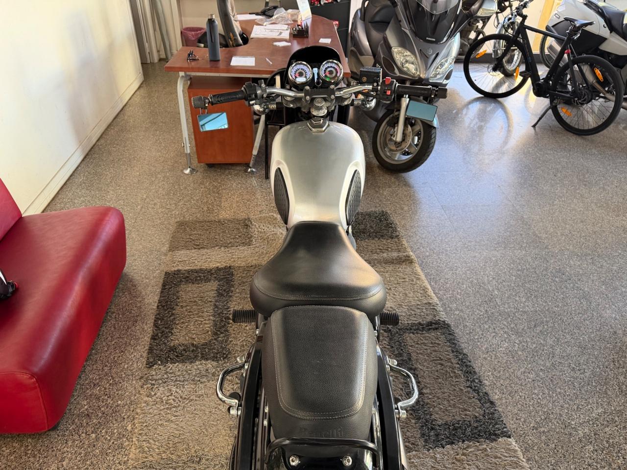 Benelli Imperiale 400