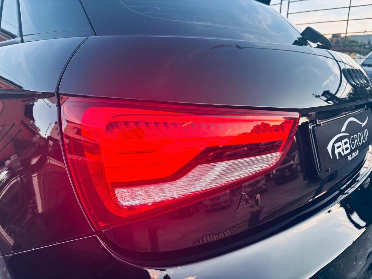 Audi A1 1.4 TDI S LINE tronic Sport