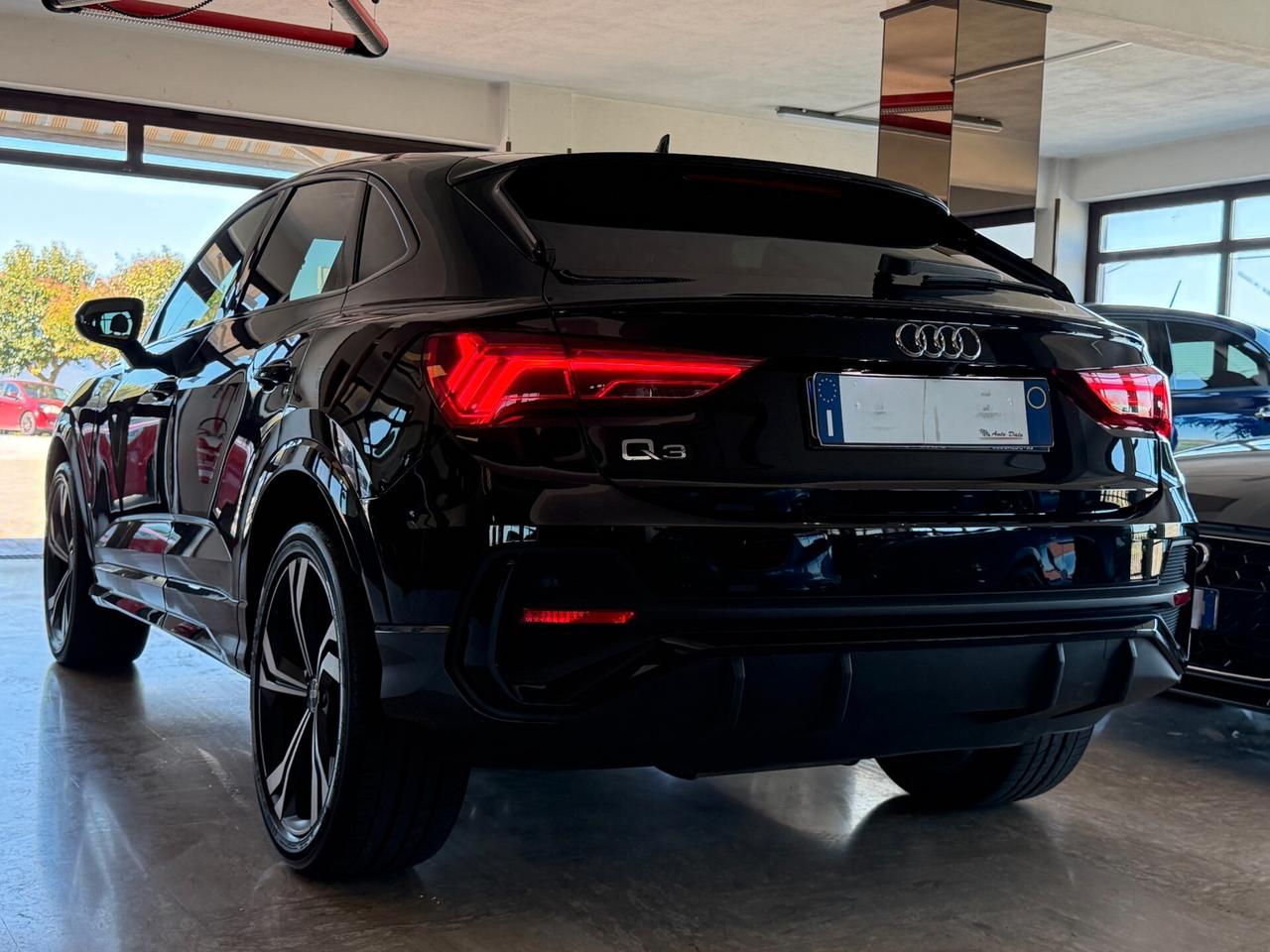 Audi Q3 SB 35 2.0 TDI 150 cv. S Tronic LINE EDITION
