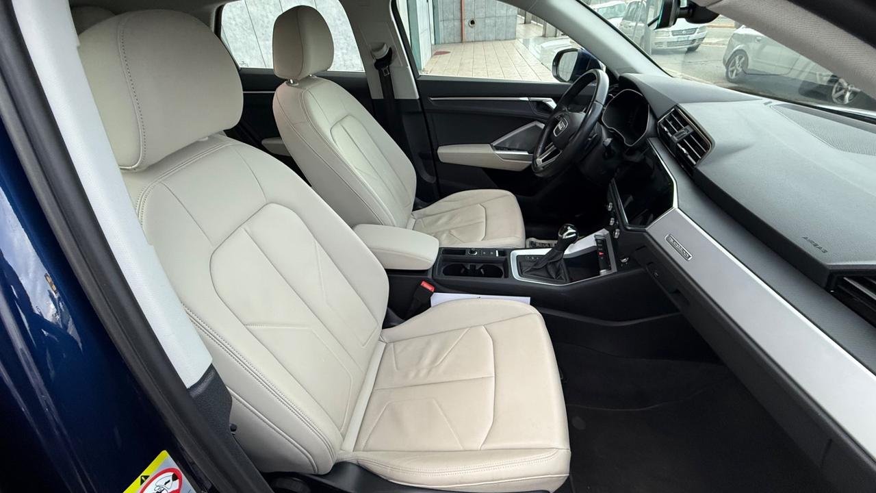 Audi Q3 35 TDI S tronic Business Advanced