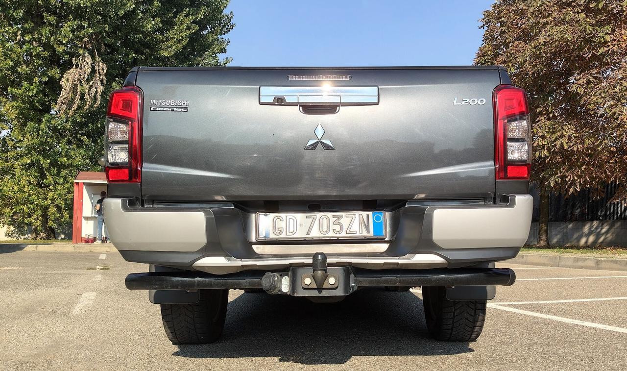 Mitsubishi L200 2.3D Double Cab 4x4 Intense Gancio