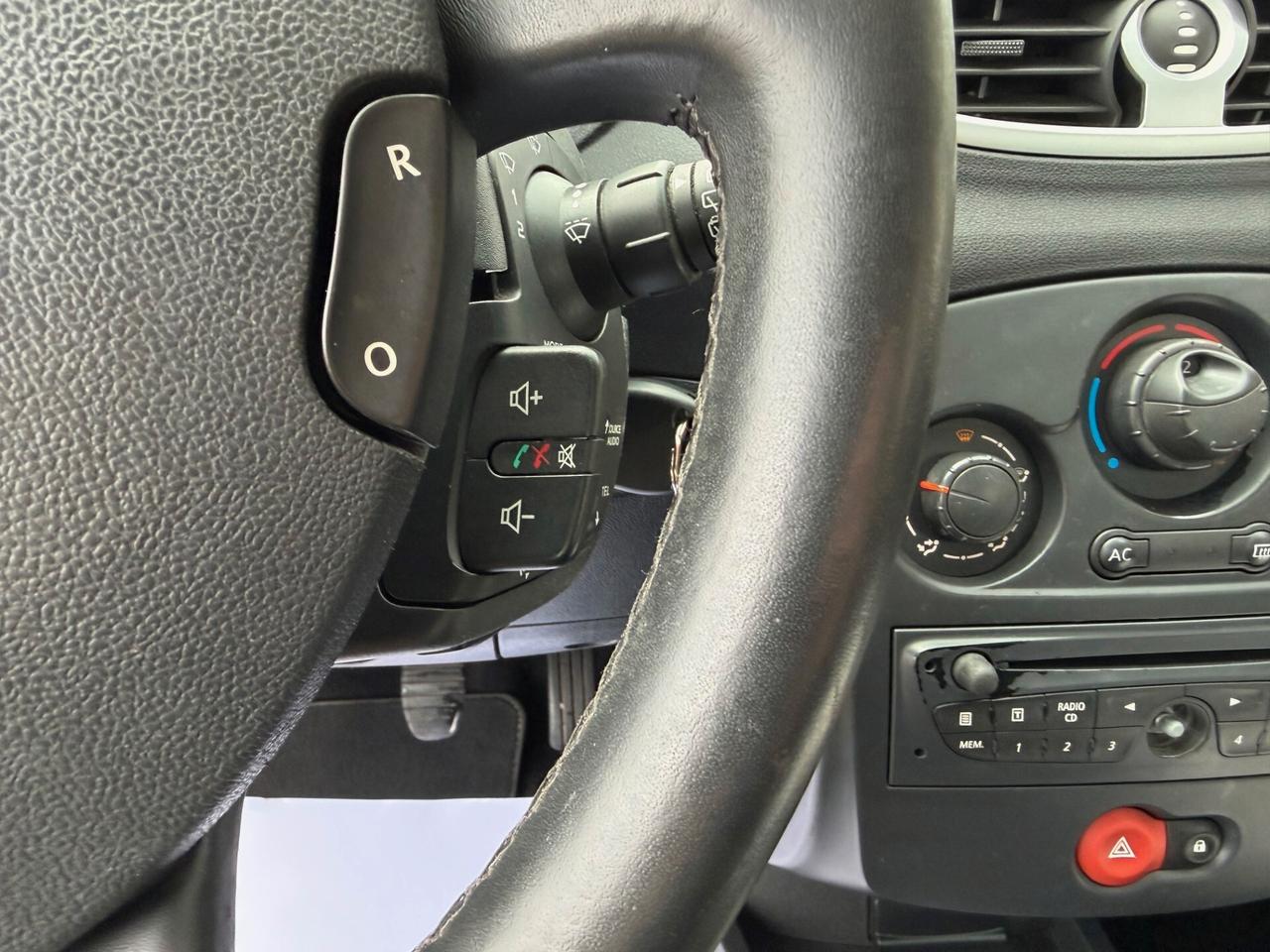 RENAULT Clio 1.5 dCi 5 porte NEOPAT. CERTIFICATA