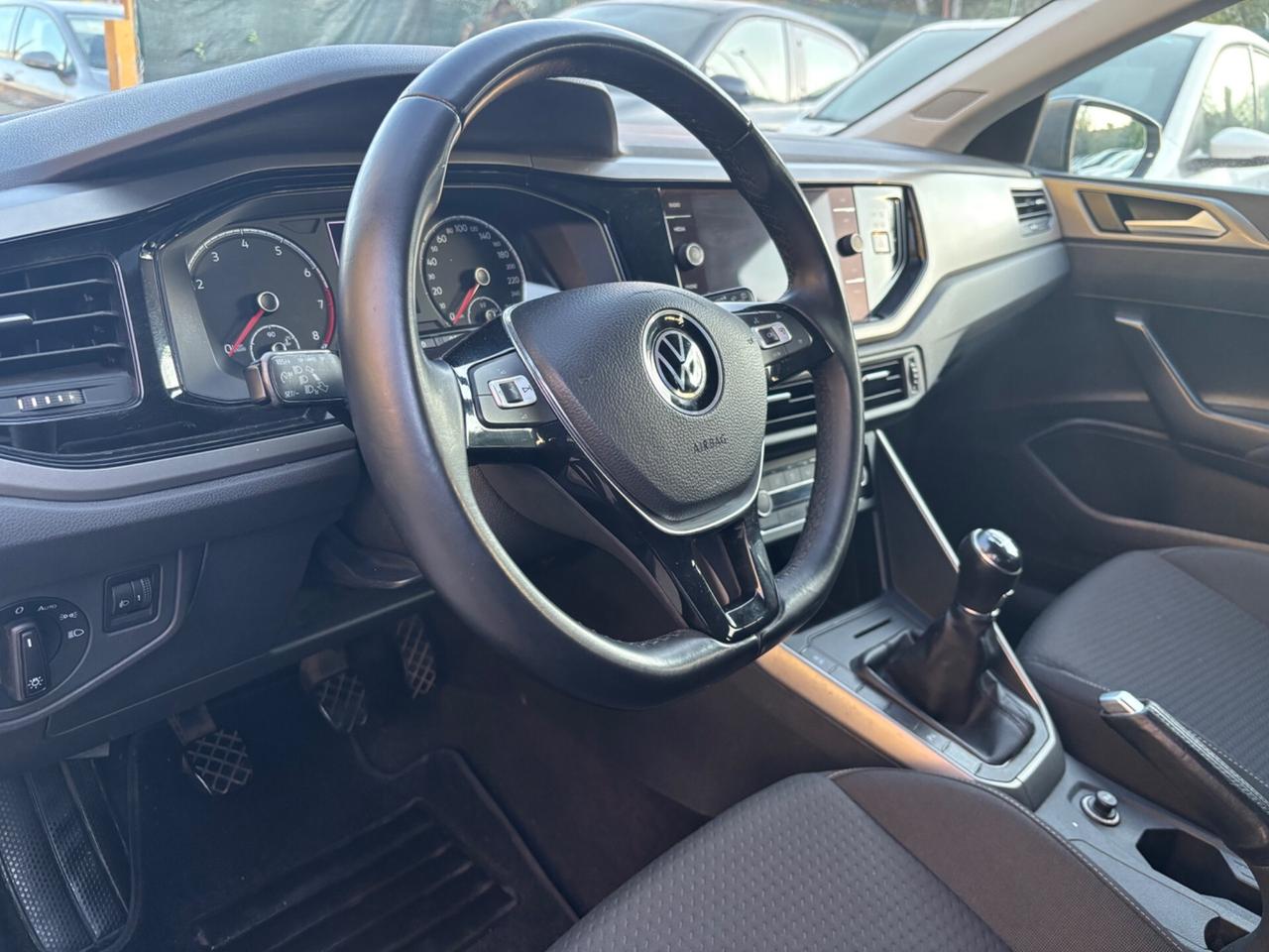 Volkswagen Polo 1.0 5p. R-Line OK NEOPATENTATI