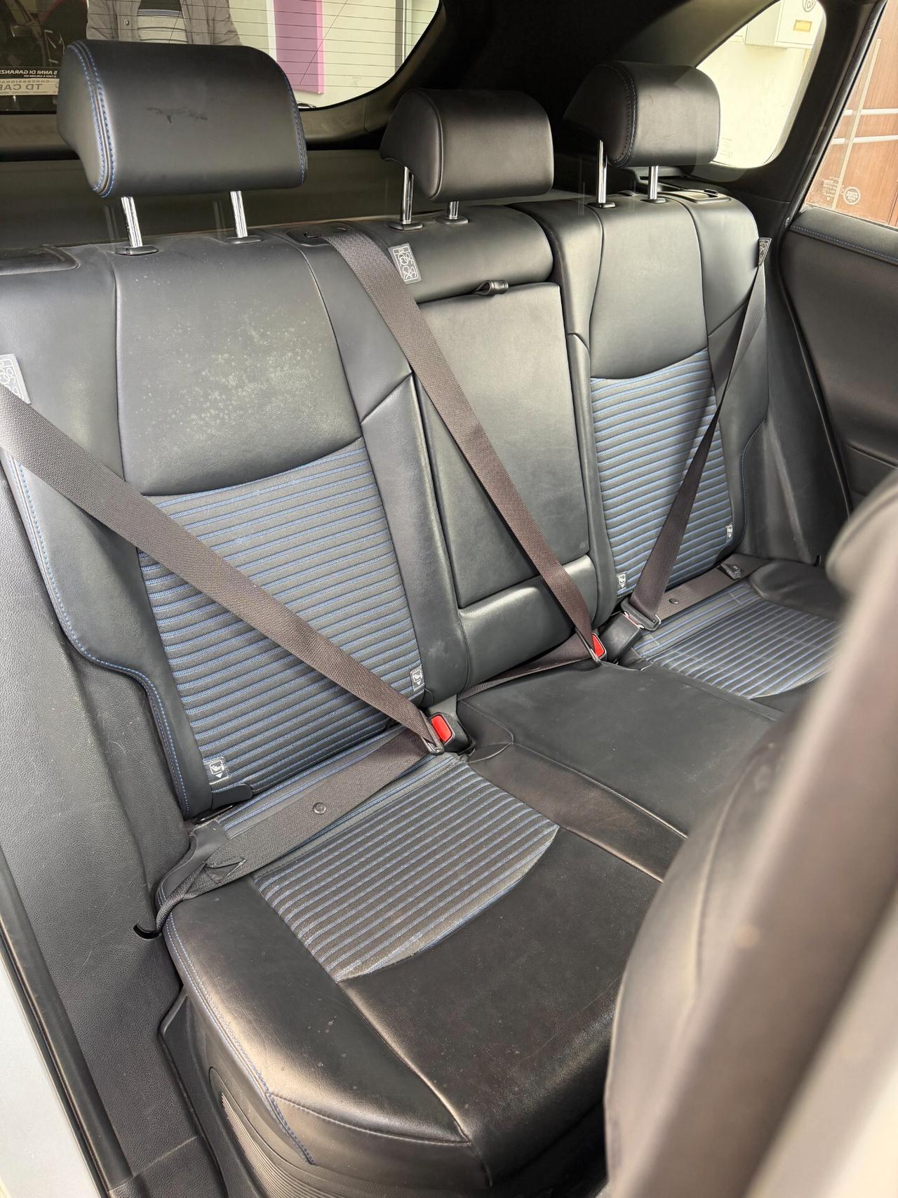 Toyota RAV 4 E-CVT 2WD STYLE