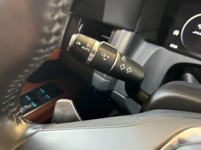 JAGUAR XF Sportbrake 2.0D 180CV aut. R-Sport Navi/Pelle tota