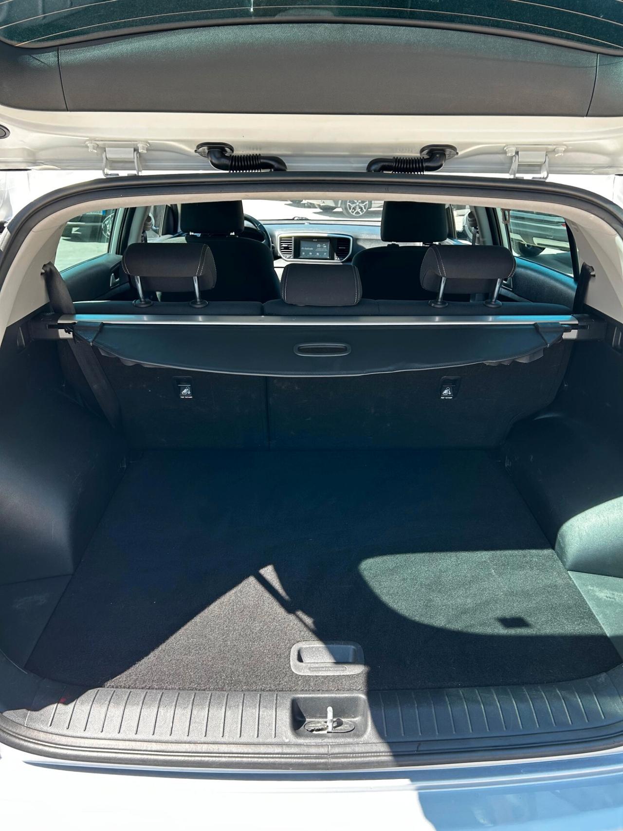 Kia Sportage 1.6 CRDI 115 CV 2WD Mild Hybrid Business Class