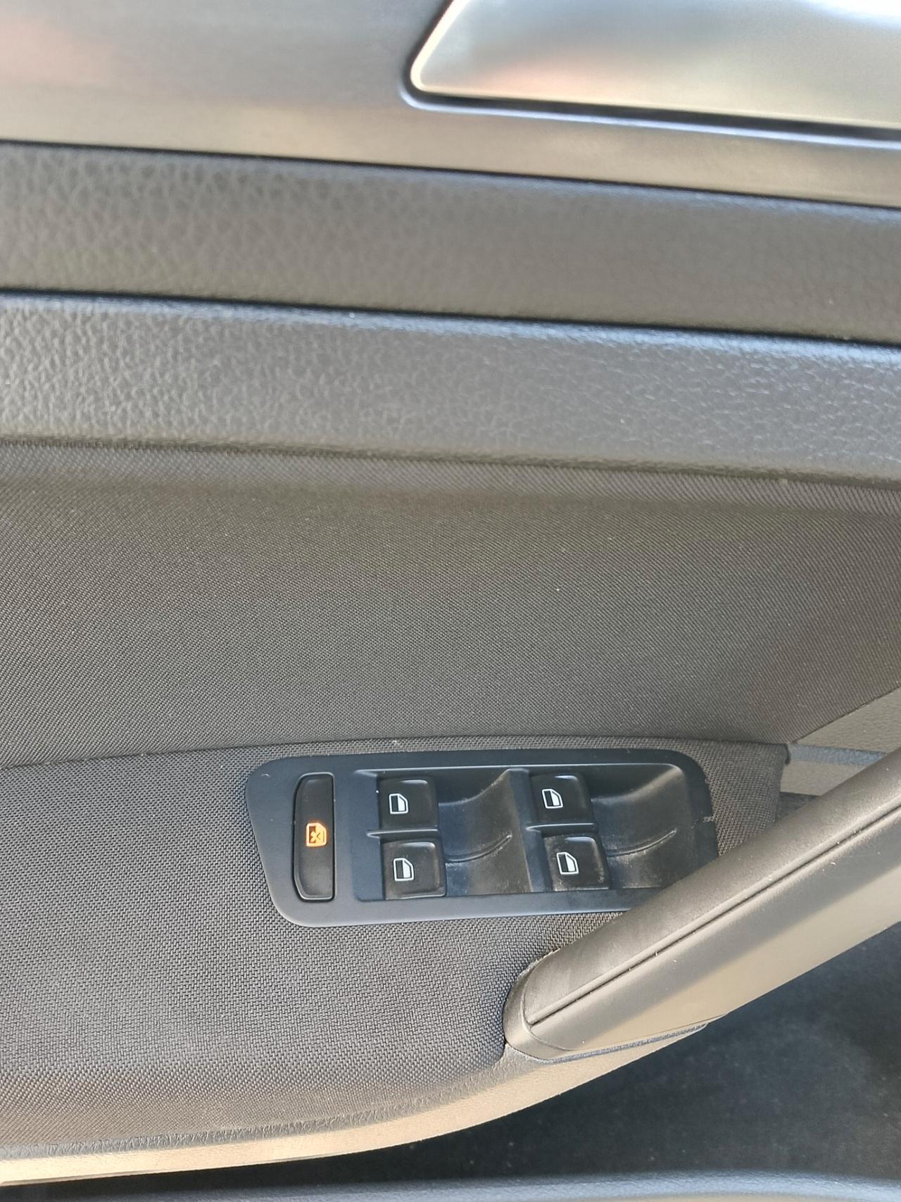 Volkswagen Golf Business 1.4 TGI 5p. Highline BlueMotion