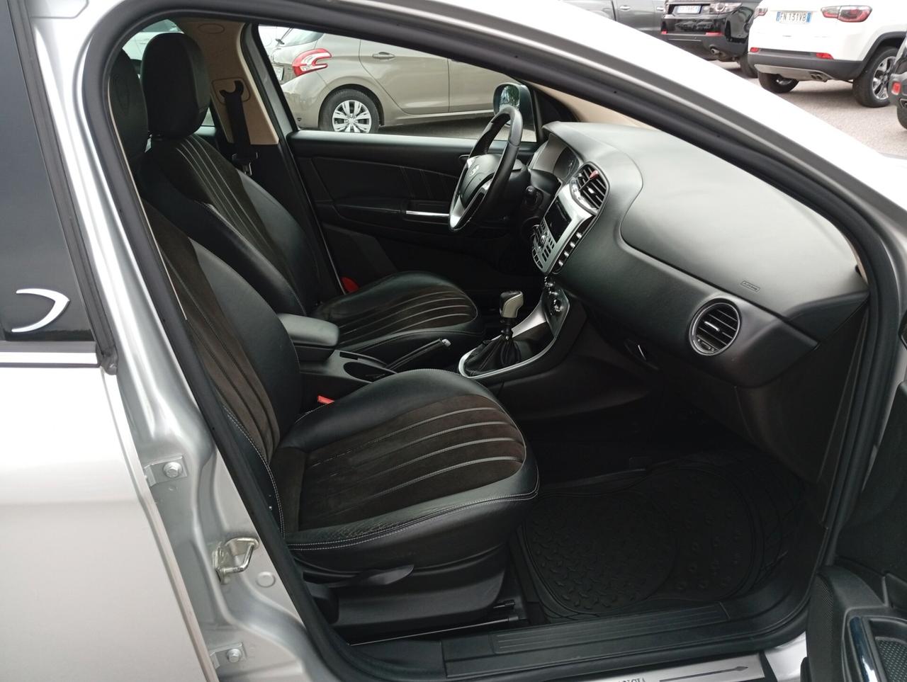 Lancia Delta 1.6 MJT DPF Platino