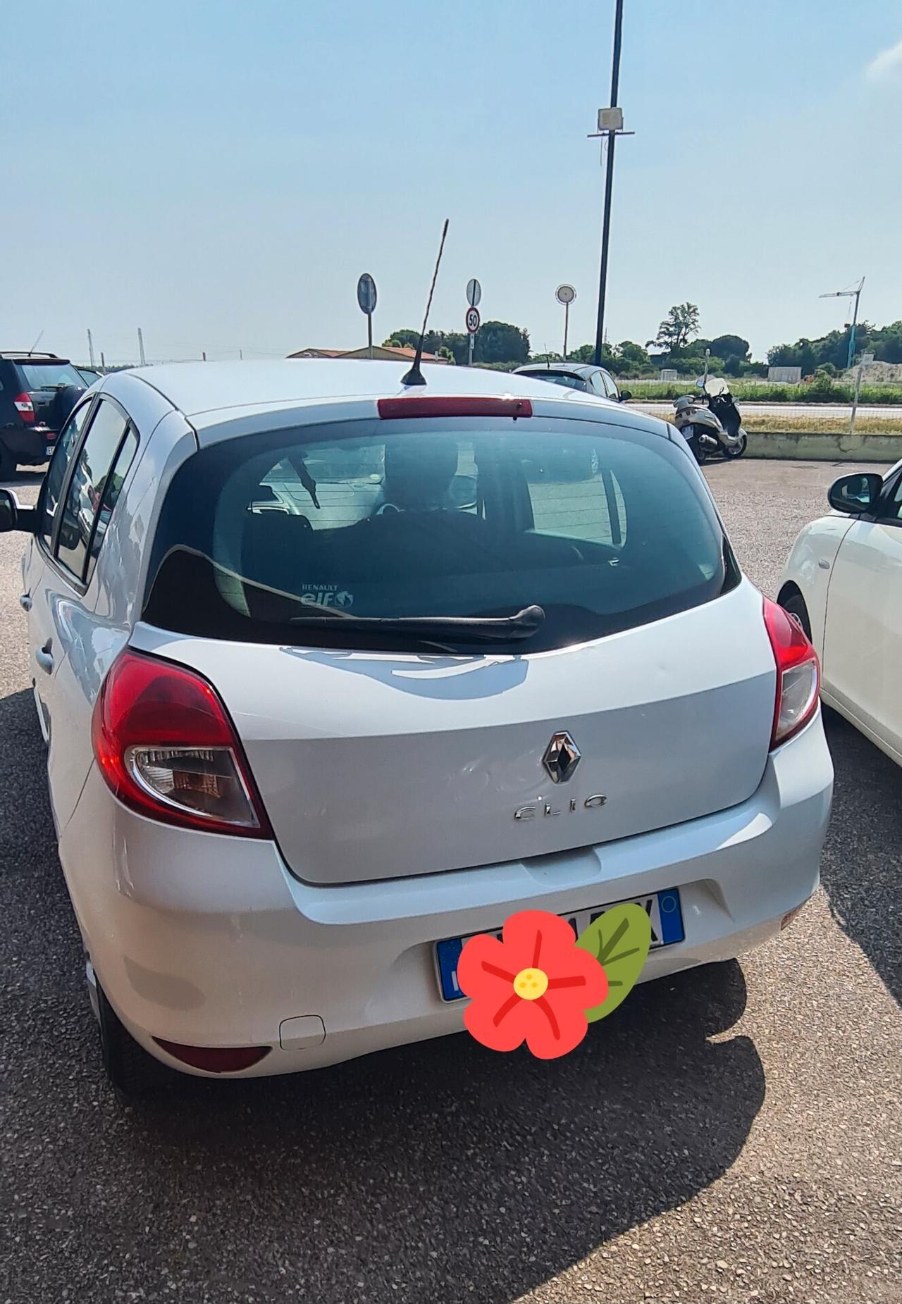 Renault Clio 1.2 16V 5 porte GPL Yahoo!