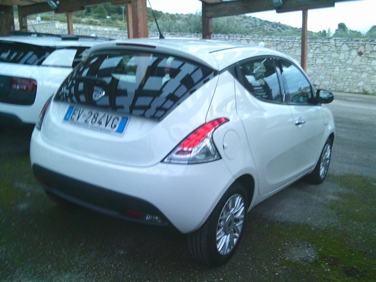 Lancia Ypsilon 1.3 MJT 16V 95 CV 5 porte S&S Gold