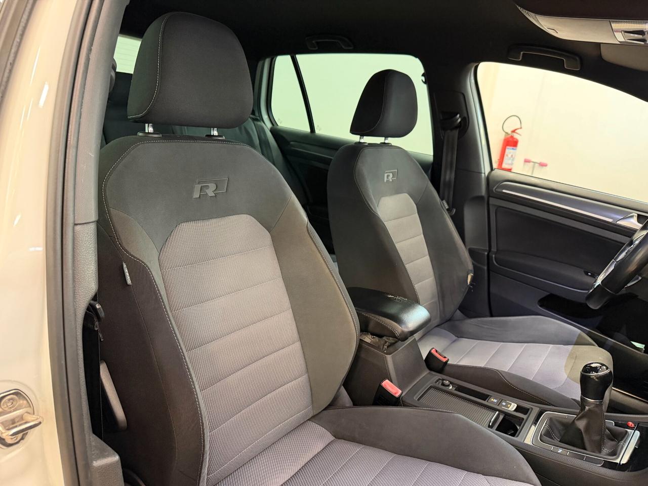 Volkswagen Golf 1.6 TDI 110 CV R-Line Sport Edition