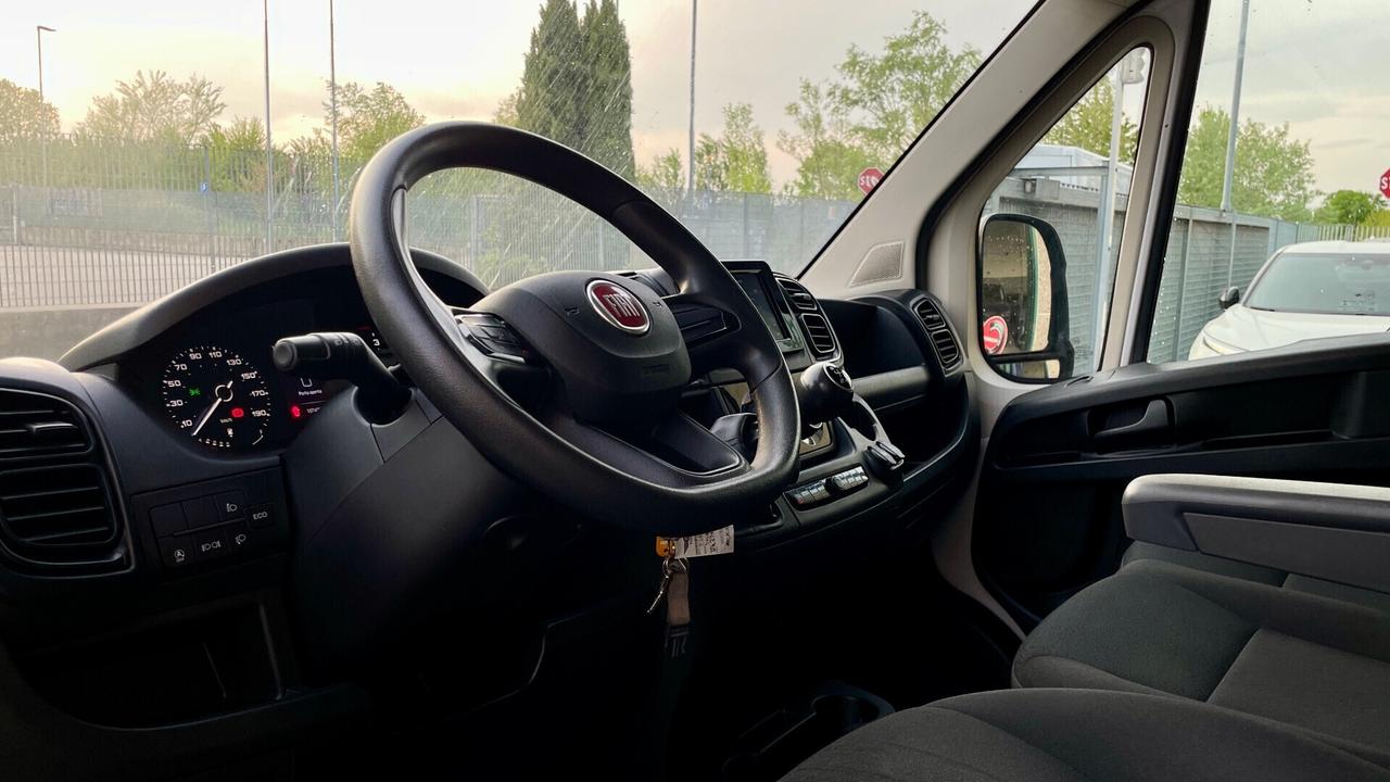 FIAT DUCATO 35 2.2 MJT PM-TM LAMIERATO 140CV - TELECAMERA POSTERIORE, PORTA SCORREVOLE, NEOPATENTATI