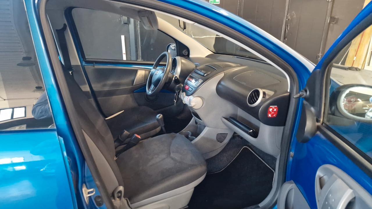 Toyota Aygo 1.0 12V VVT-i 5 porte