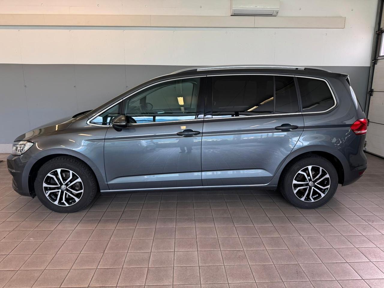 Volkswagen Touran 1.5 TSI EVO DSG Highline BlueMotion Technology